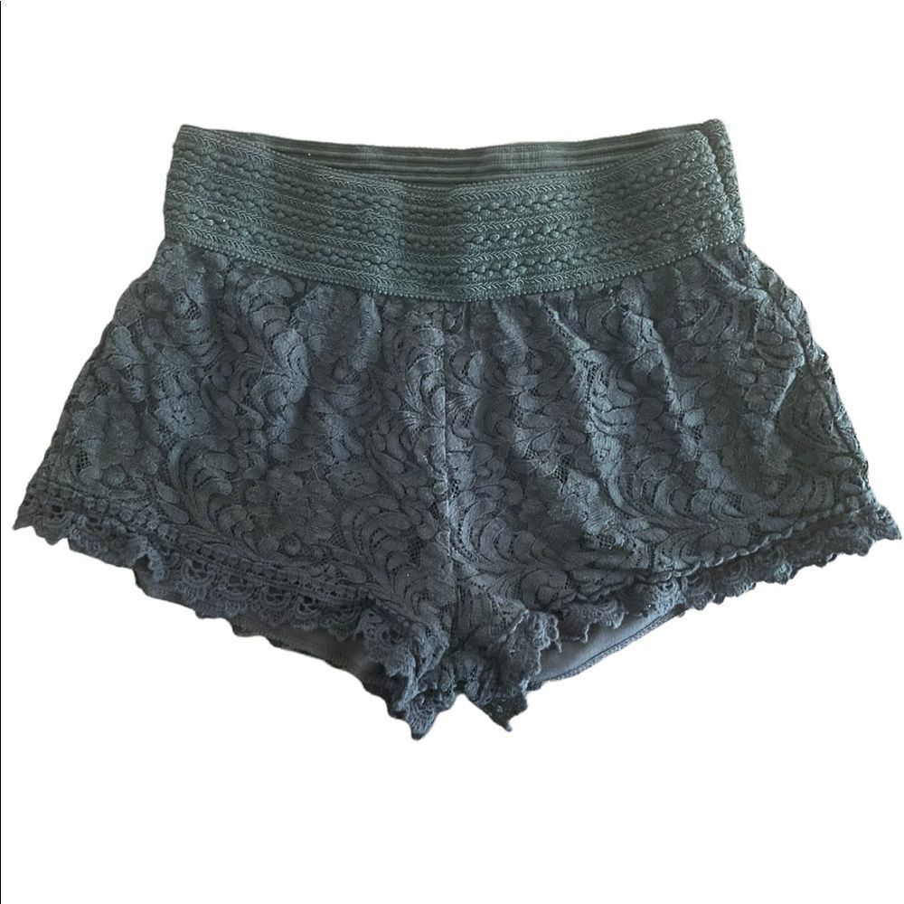 Girls shorts Ambiance size M